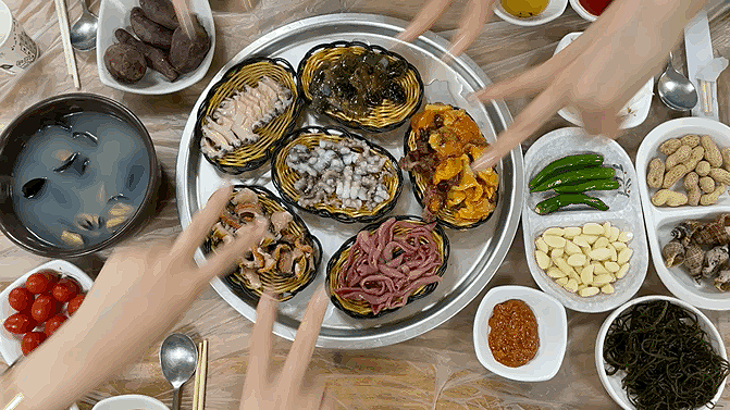  기장 대변항 30년 해녀아지매