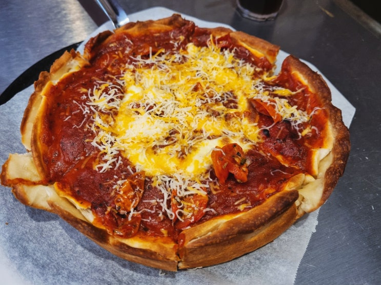  강남역 피자맛집_ "오리지널 시카고피자" 비주얼과 맛이 예술!!