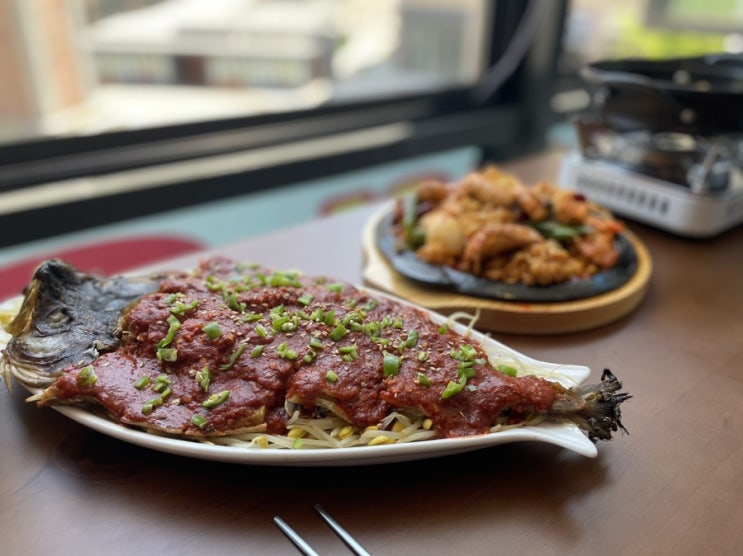  시흥 배곧 맛집 오뚝이비어 시원한 맥주와 멋진 광장 뷰