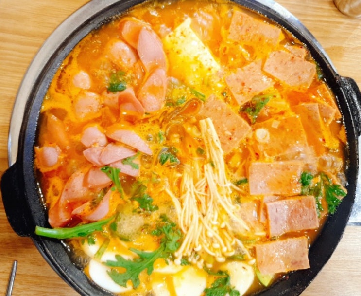  인천 부평 청천동 맛집 솥뚜껑의정부부대찌개
