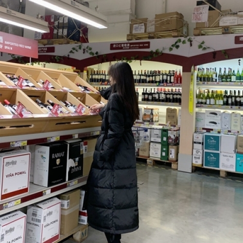 후기가 좋은 생활도움 창고 없는 가을 겨울 무릎 기장 하이넥 스트링 여밈으로 날씬하고 포근한 야상느낌의 벨벳 패딩 얇은 여성 추천합니다 후기가 좋은 생활도움 창고 없는 가을 겨울 무릎 기장 하이넥 스트링 여밈으로 날씬하고 포근한 야상느낌의 벨벳 패딩 얇은 여성 추천합니다