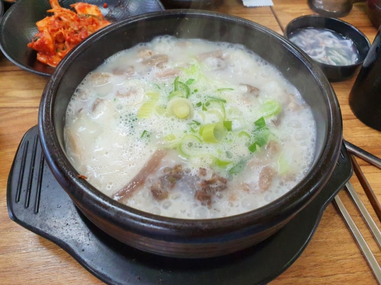  수진동 장터해장국에서 순대국 콩나물해장국 먹기