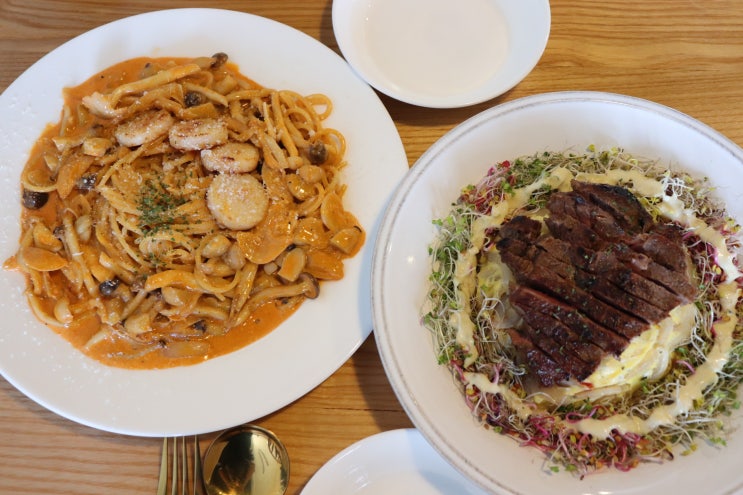  대구애견동반식당 순둥이 대형견들이 있는 대구 애견동반카페 : 바람구름