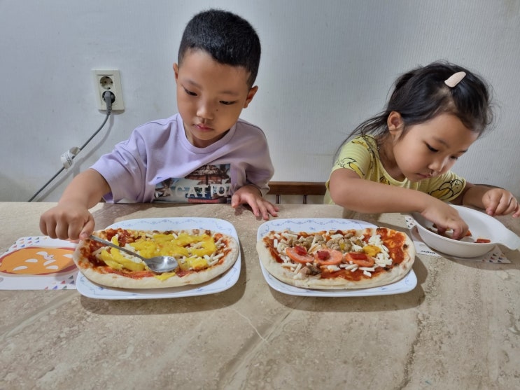 [일상] 주말 집콕놀이는 피자밀키트로 피자만들기!!!