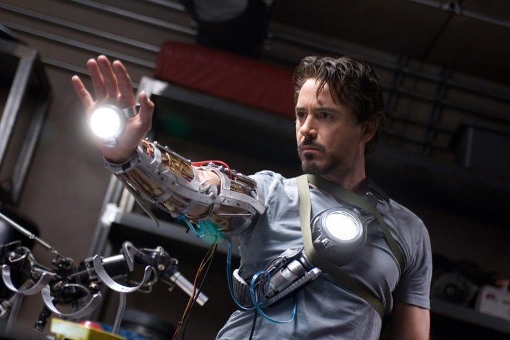 [간단리뷰] 마블 시네마틱 유니버스의 첫번째 히어로!! :: 아이언 맨 (Iron Man)