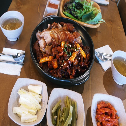  인덕대 맛집 노원 맛집 노원 데이트 하기 좋은 노원족발맛집 족발야시장 인덕대점