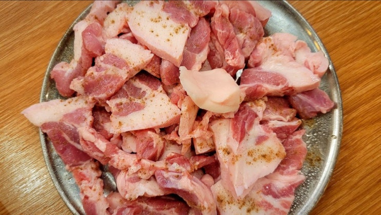  구미 옥계동 맛집, 청춘껍데기(돼지 껍데기, 특수부위, 닭목살, 고깃집, 술집)