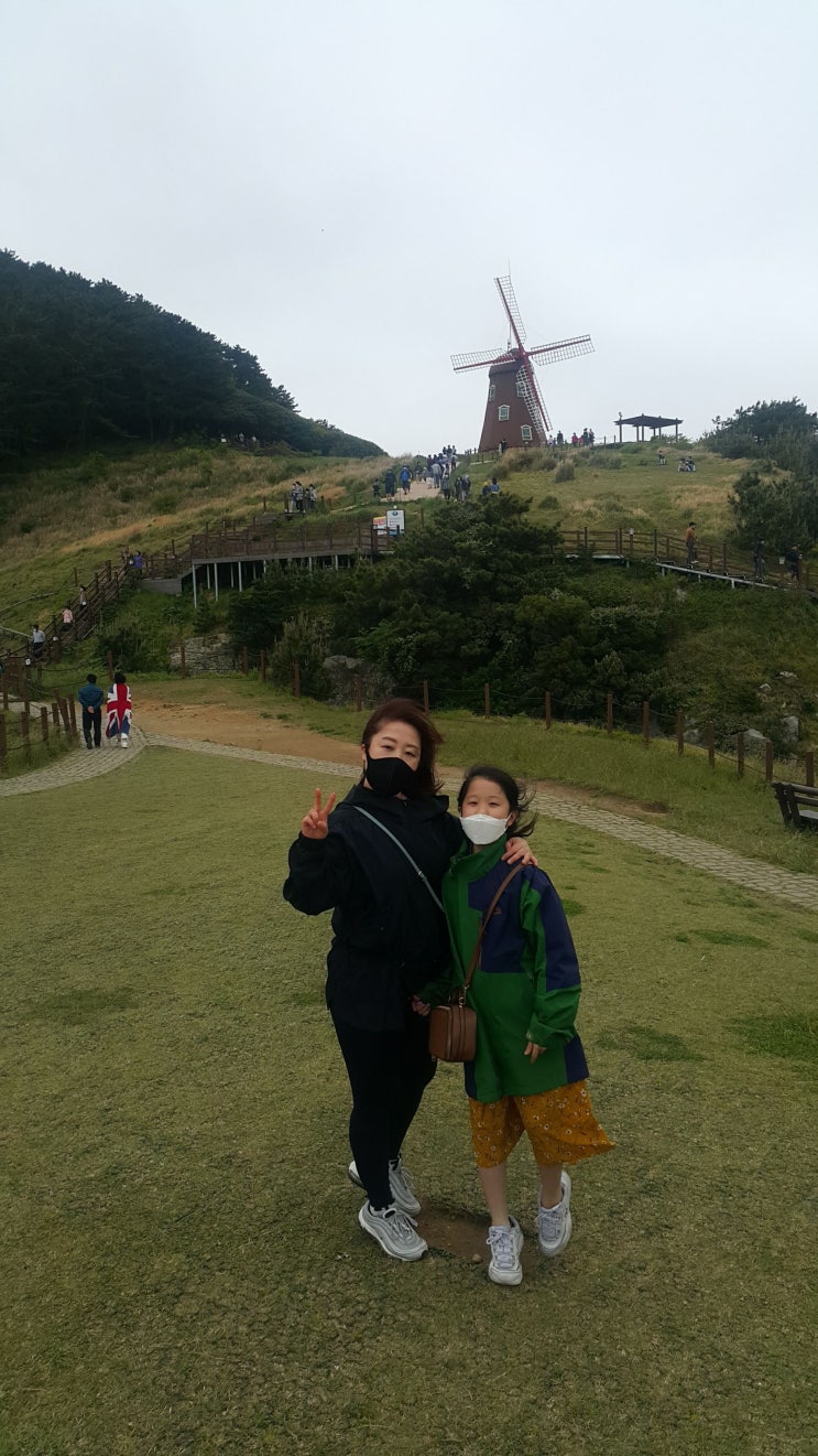  경남 거제: 가고 싶은 바람의 언덕,바람의 핫도그,해금강 테마박물관,거제 풍차,거제 가볼만한 곳,거제 명소