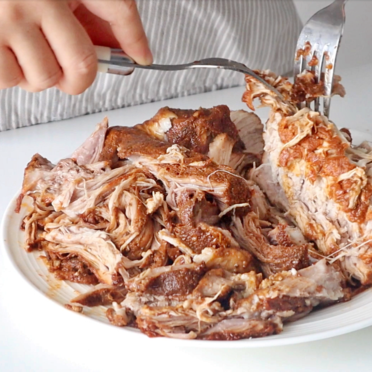  돼지고기 요리 풀드포크 Pulled Pork 레시피