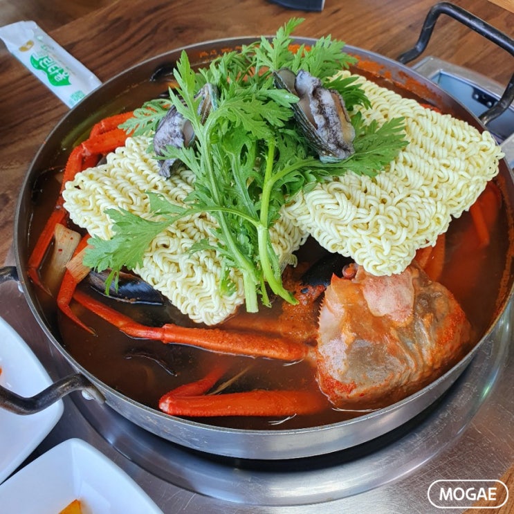  강릉 맛집 열해 : 안목해변에서 맛보는 미친 홍게라면