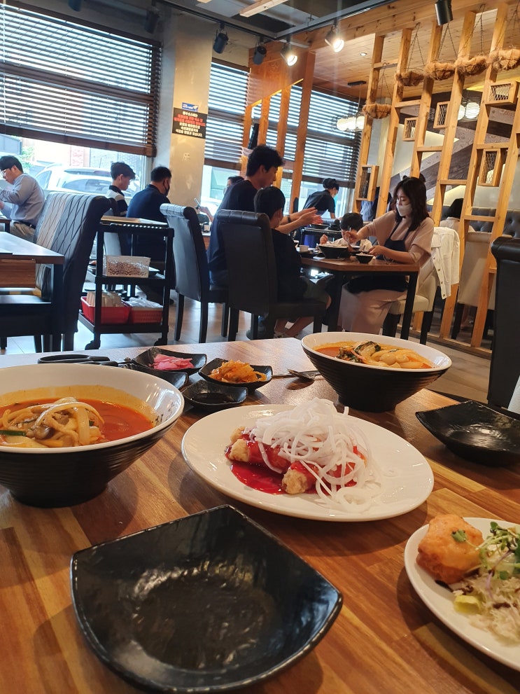 대전 유성 봉명동 중국집 맛집_ 짬뽕은 물론 새우바게트 샐러드까지 맛있는 '왕가'
