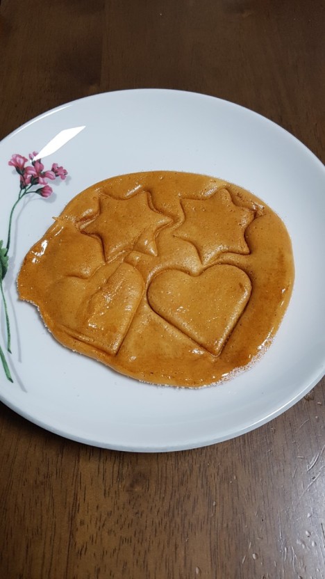  서울선 달고나, 부산에선 쪽자,마산에선 오리떼기