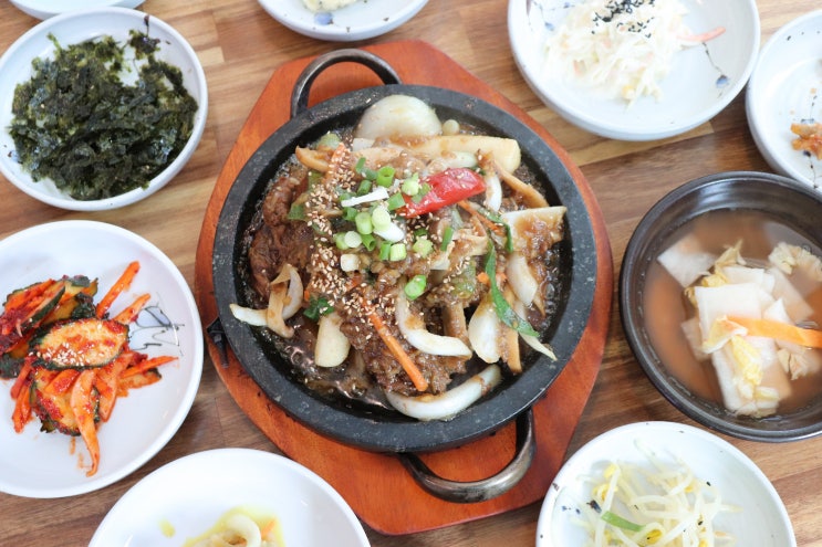  대구반월당밥집 반월당한식당 믿고 먹는 갈비찜 : 반월당부자식당