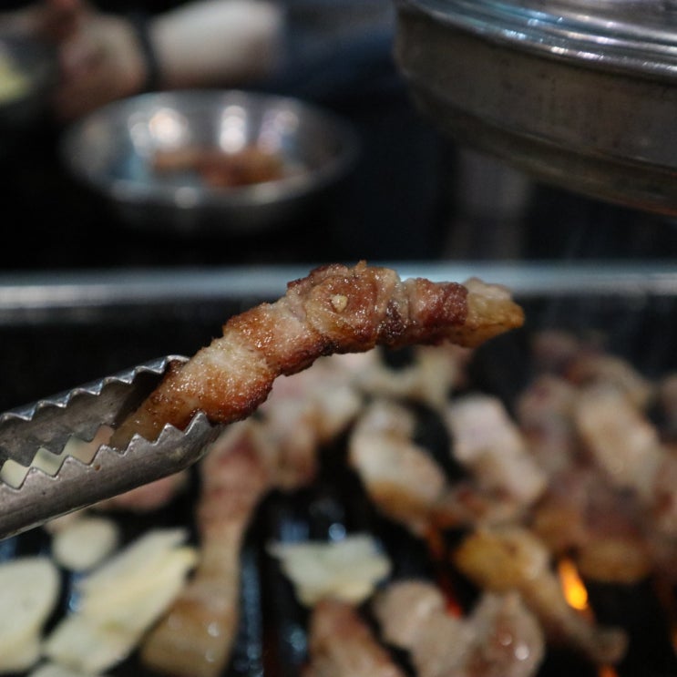  진주 초전동 친절한 고기집 양철드럼통