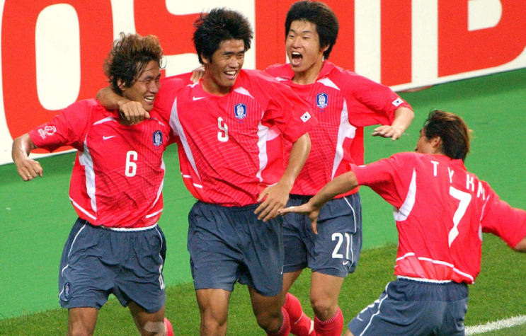 2002월드컵 레전드 유상철 선수의 명복을 빕니다. 2002월드컵 레전드 유상철 선수의 명복을 빕니다.