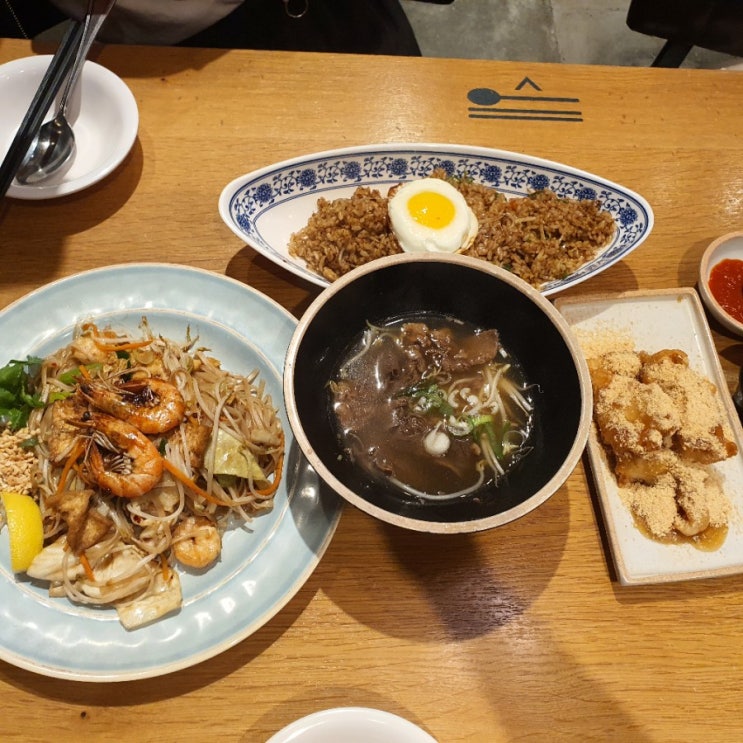 롯데몰 김포공항점 맛집 페이페이에서 쌀국수, 나시고랭, 팟타이 호로록