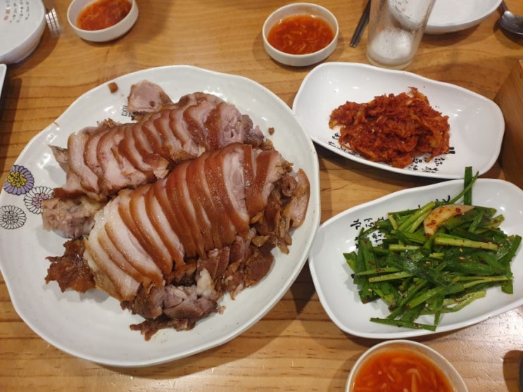  [오산 운암시청] 장인족발 - 족발, 쟁반국수