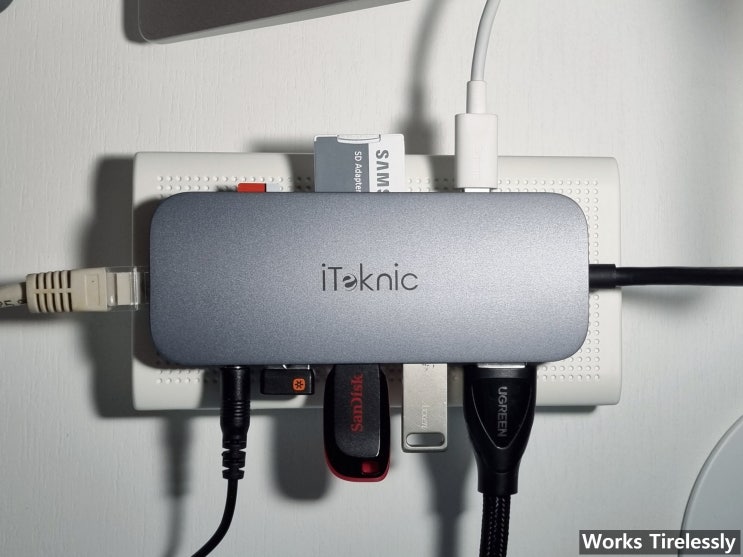  iTeknic USB C HUB 9 in 1 C타입 허브와 추천 가이드