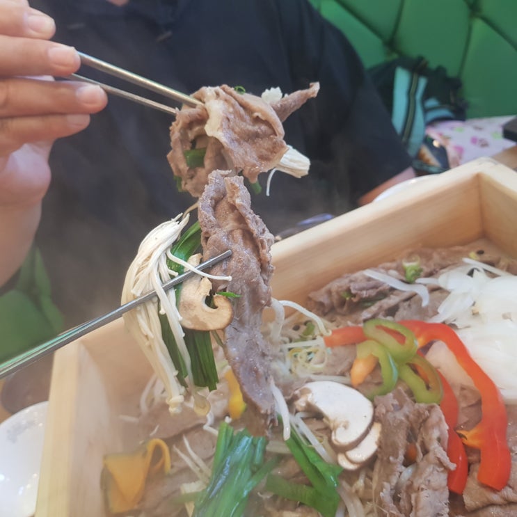  제주 편백향이 미쳤어 증말 일공공 샤브샤브 편백찜 연동맛집