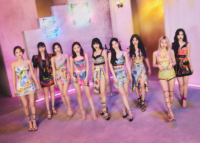 TWICE 트와이스 신곡 Alcohol-Free 알콜 프리 뮤직비디오 가사 영상 듣기 TWICE 트와이스 신곡 Alcohol-Free 알콜 프리 뮤직비디오 가사 영상 듣기