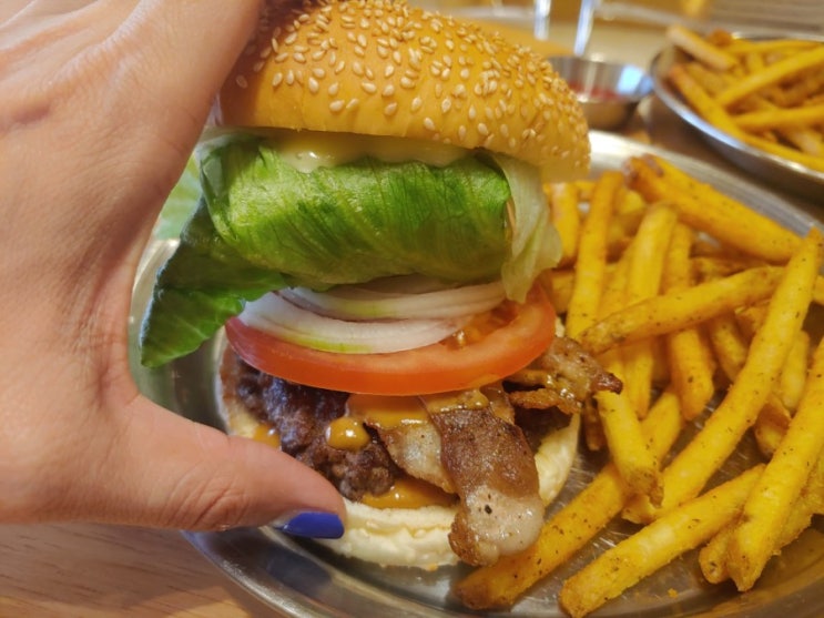  광주 버거 맛집 동명동 리얼버거에서  찐 수제버거를 먹자