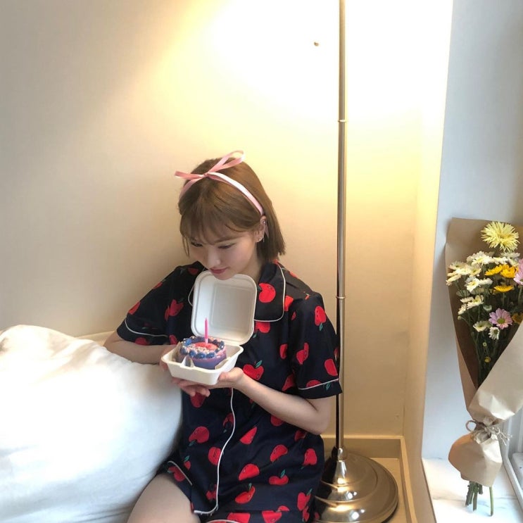 210609 여자친구 은하 인스타그램