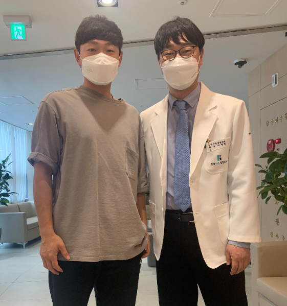  두산베어스 정수빈 선수 청담리온정형외과 내원