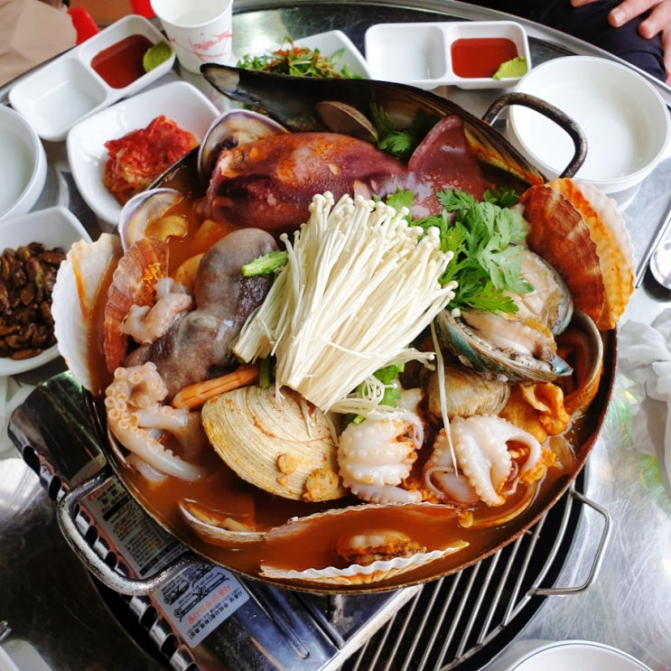  강화도 동막해수욕장 칼국수 조개구이 바다마을