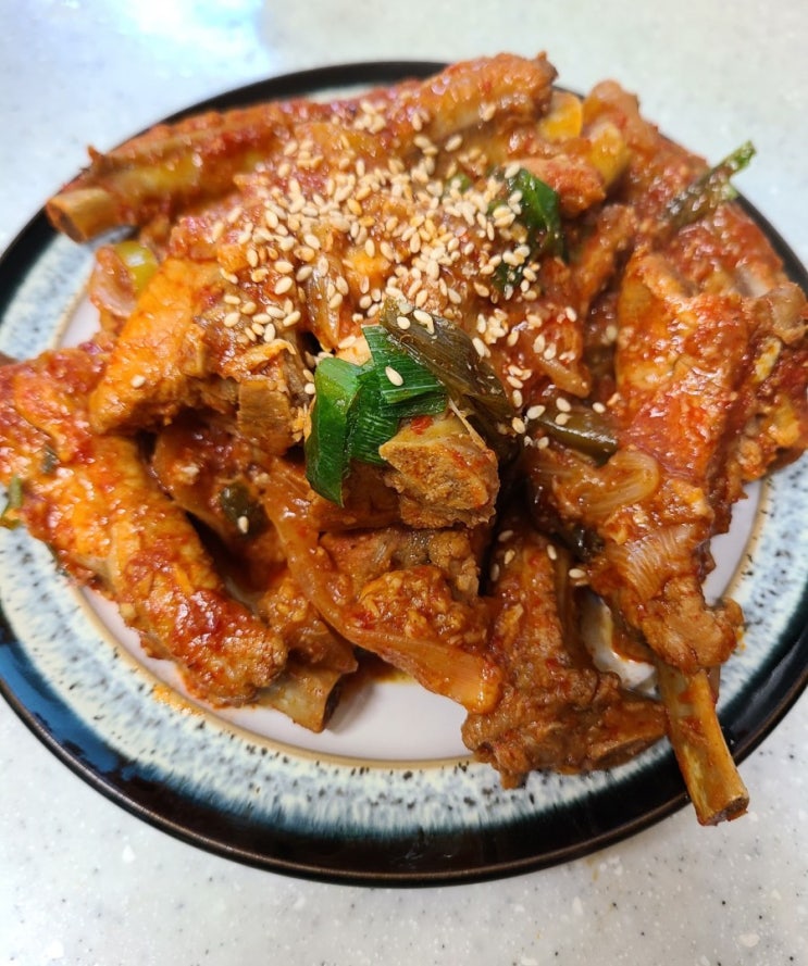 #오늘의 집밥 / 2가지 맛의 등갈비찜 만들기 (매콤, 간장)