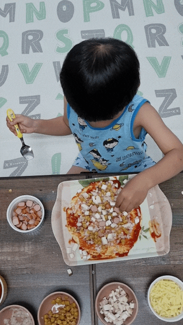 아이와 집에서 간단하게 또띠아 피자 만들어 보아요!