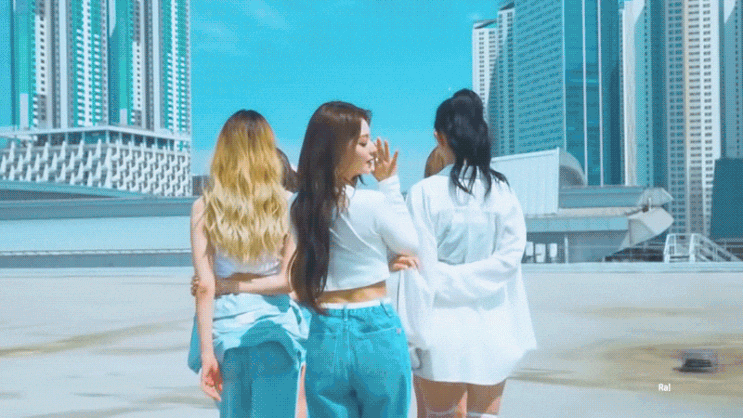 프로미스나인 장규리 이나경 백지헌 'WE GO' 퍼포먼스 비디오 움짤! 프로미스나인 장규리 이나경 백지헌 'WE GO' 퍼포먼스 비디오 움짤!