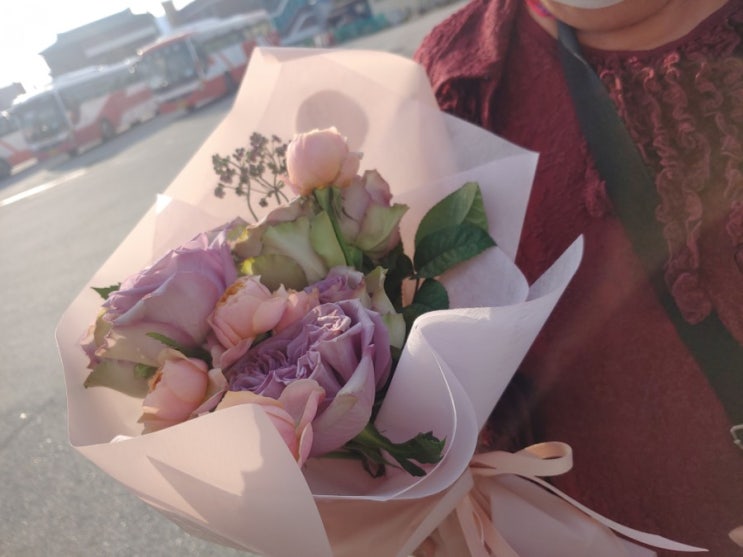  광산구꽃다발 이쁜 리하꽃집 꽃으로 픽해 엄마에게 선물했어요~