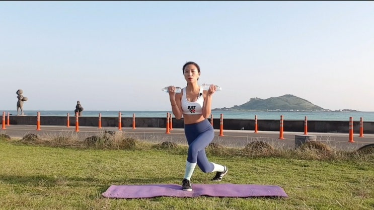  물통 들고 할 수 있는 하체 유산소 운동 이렇게 해보세요 How to do lower body aerobic exercise