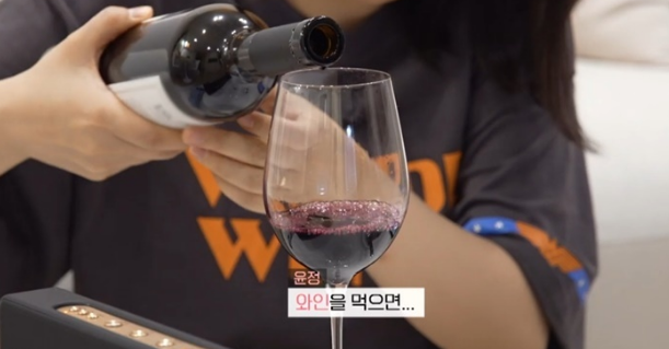 장윤정이 말하는 와인, 맥주, 소맥의 차이 장윤정이 말하는 와인, 맥주, 소맥의 차이