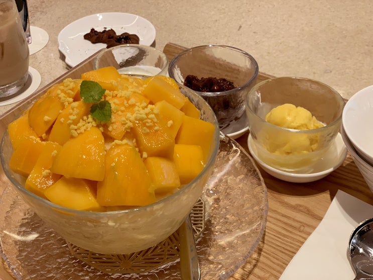  레베카드로 호텔망고빙수 올해도 맛있게 냠!