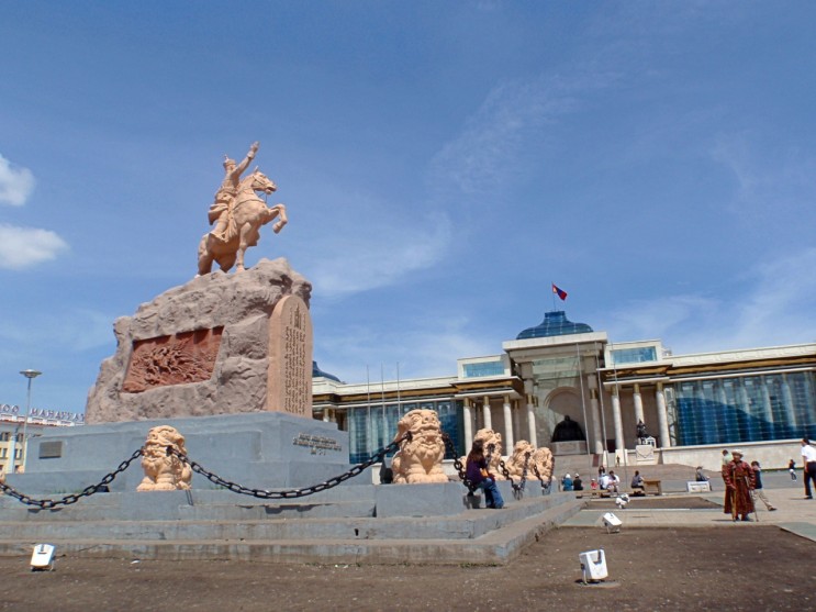 Mongolia - Ulaanbaatar - 심심한 도시에서 여행자가 살아남는 법