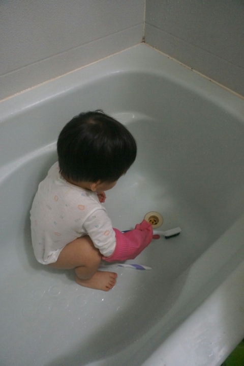  집콕놀이 키트 없이 소근육발달놀이까지 하는 집안일 놀이 랜선 육아 모임, 같이 하실래요?