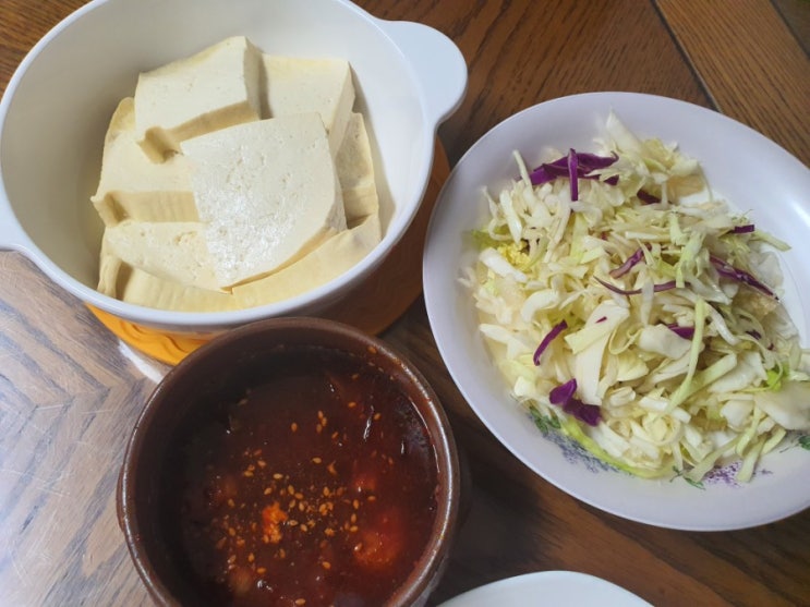  아침,점심,저녘에는 두부,양배추,김치면 딱이다.