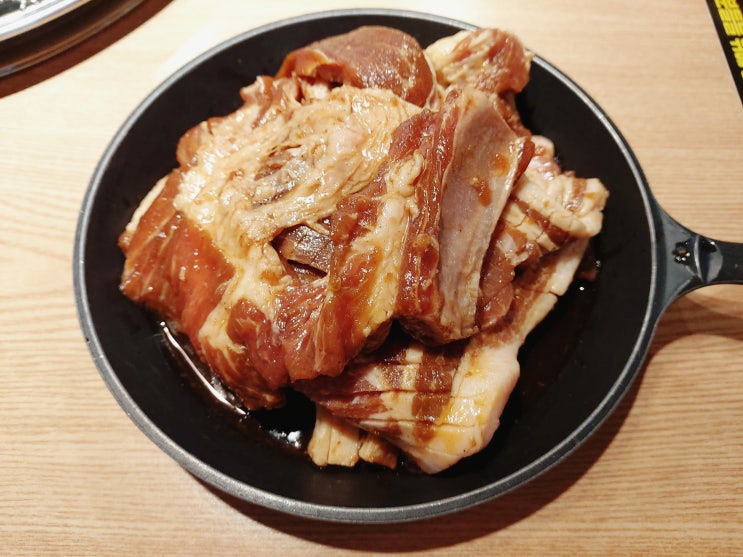 명륜진사갈비 목전지살 돼지갈비 맛은? 명륜진사갈비 목전지살 돼지갈비 맛은?