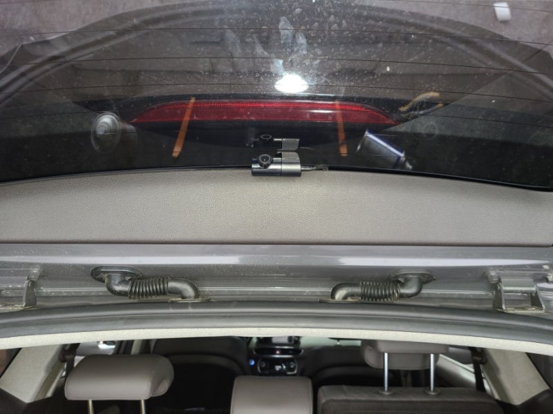 인천 서구 / 아이나비 Z5000 블랙박스 장착 / 현대 싼타페TM