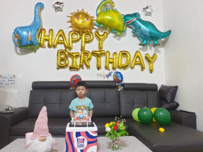  4살아이 생일 파티 공룡풍선과함께/하베브릭스블루투스피아노드럼 생일선물