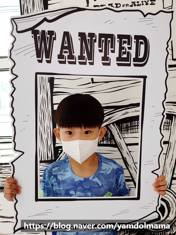  화성이색카페 궁평캠프에 또 다녀왔어요.