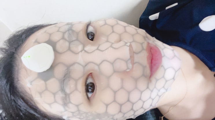  롯데홈쇼핑 런칭! 미세전류 마스크팩 '포프리 스킨볼트'
