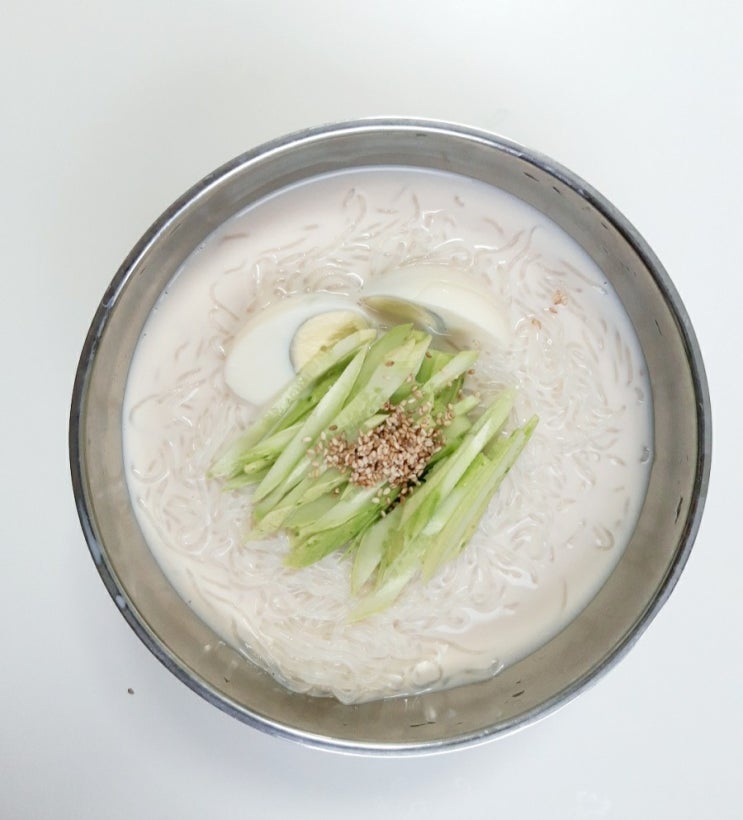 다이어터의 곤약면 요리법 실곤약 두유 콩국수