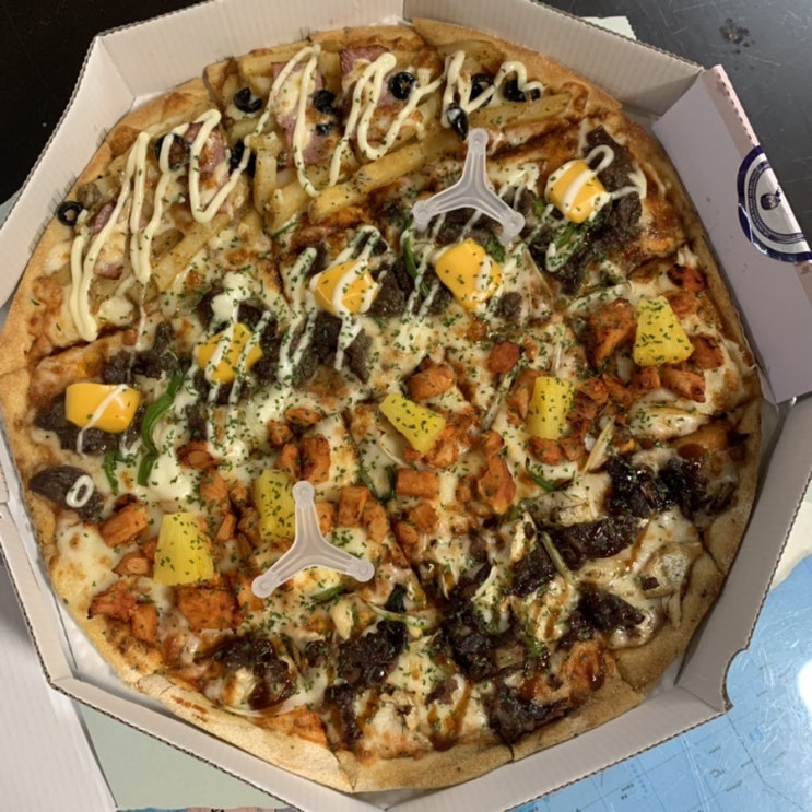  요즘 조각피자 맛집️ "청년피자"