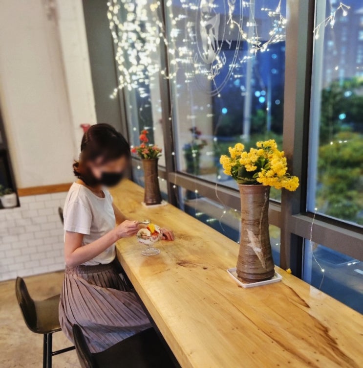  광양 중마동 카페, 비밀의 화원같은 아낙203