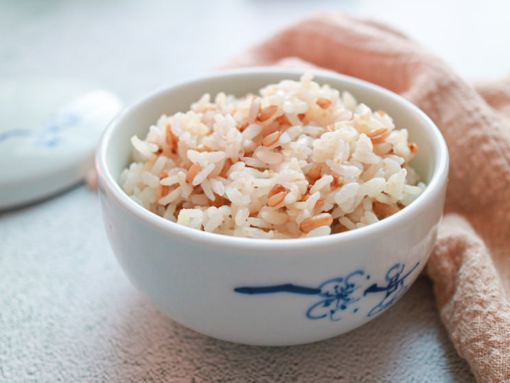 다이어트 통곡물밥 귀리 칼로리, 귀리쌀 불리기 전기밥솥 귀리밥 짓기 물양 비율