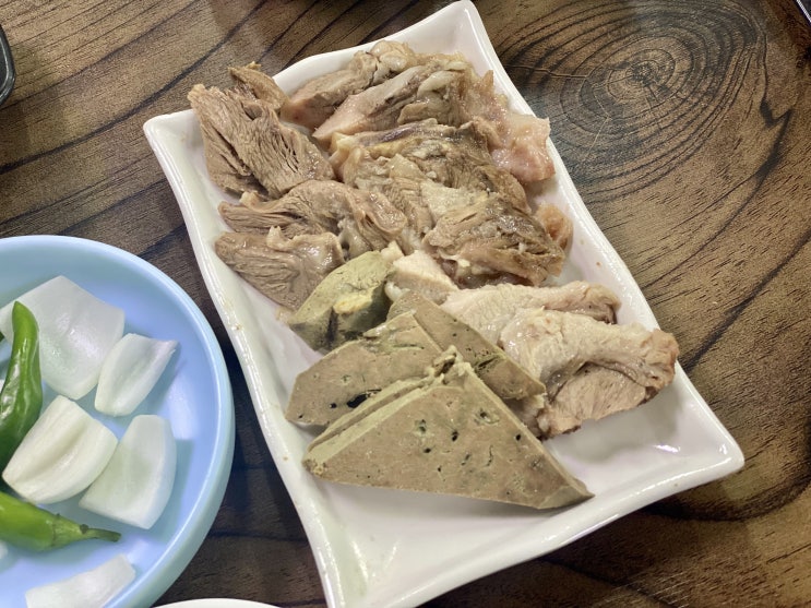  용인 수지 25년 전통 탑골순대국 소주는 필수