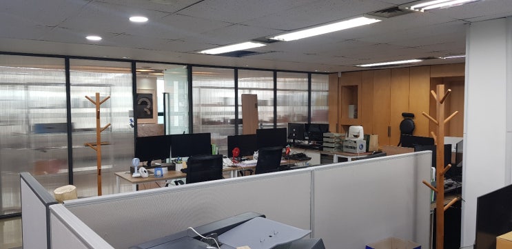  복잡한 사무실 랜선교체도 한번에 뚝딱~ IPnetwork!