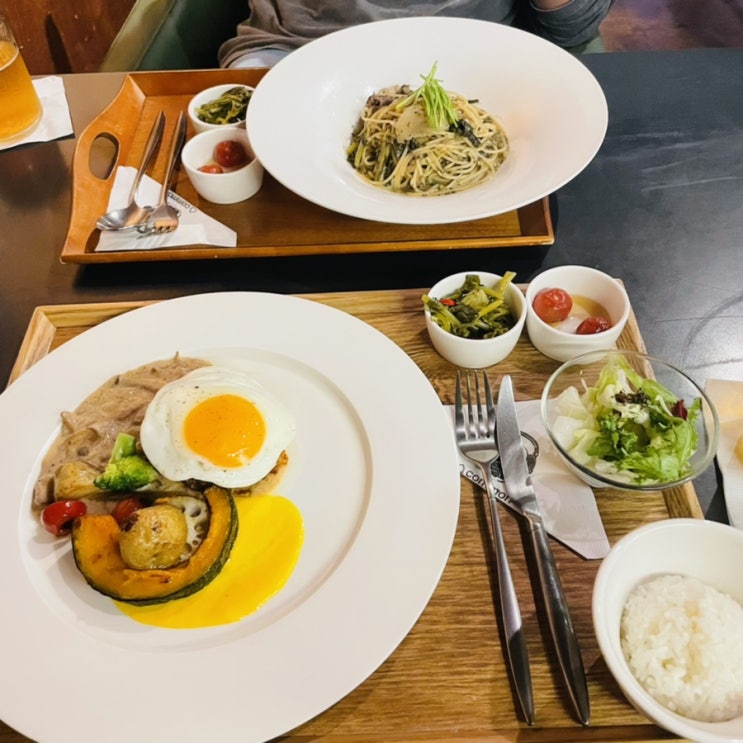  판교 점심 커먼키친 함박스테이크가 맛있었던 곳.